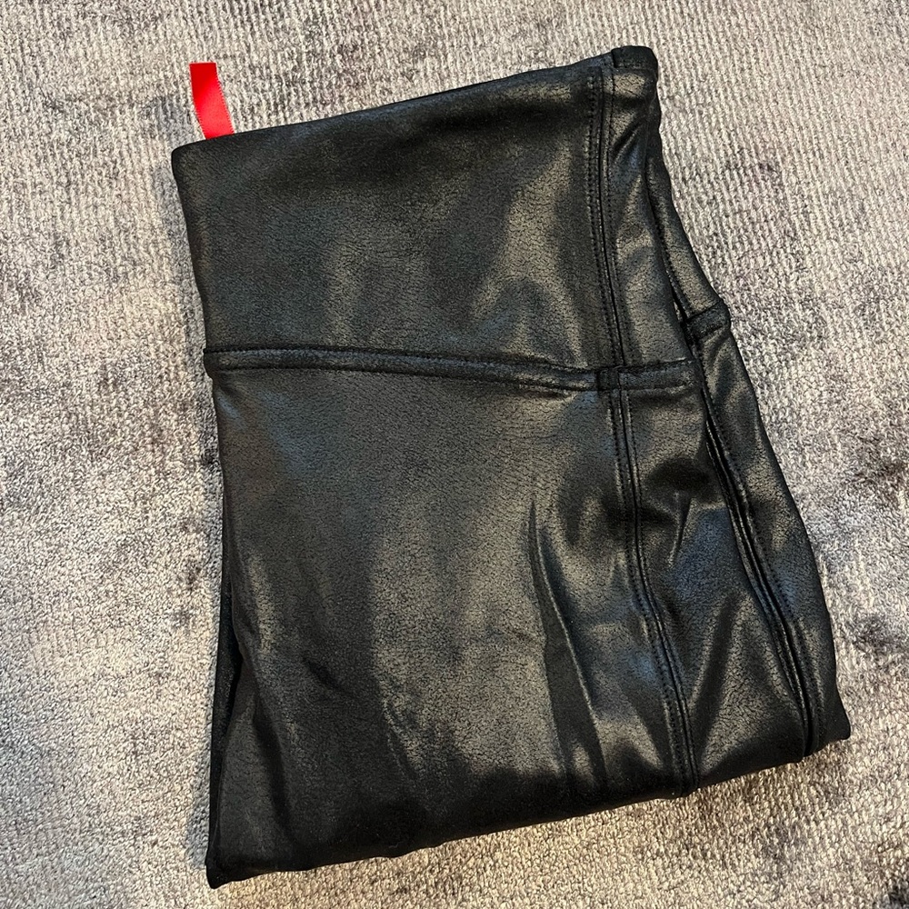 Spanx faux leather leggings - small
